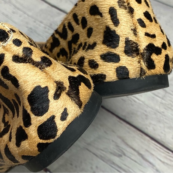 STEVE MADDEN Leopard Print Loafers - Picture 4 of 9